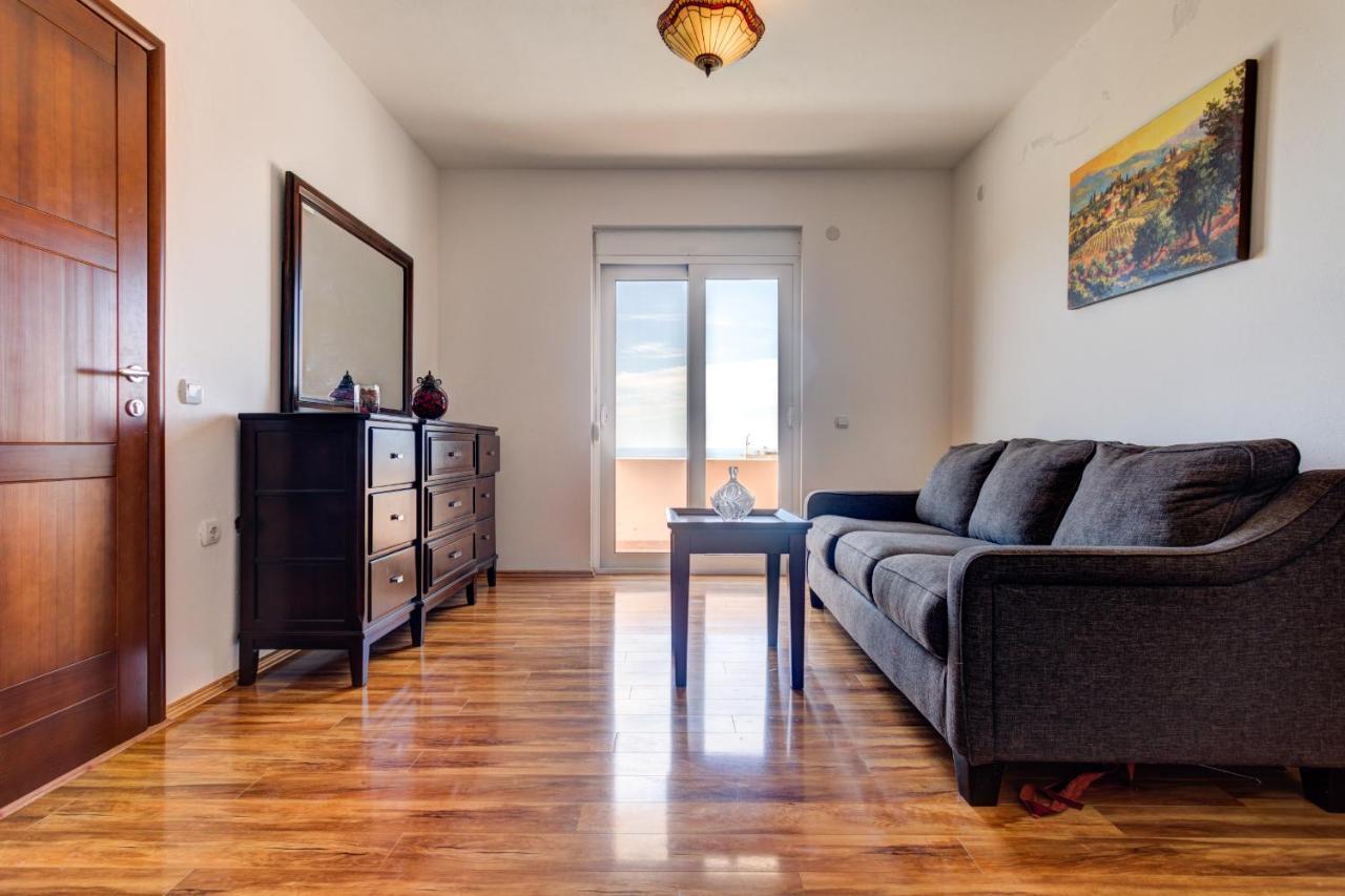 Vera Apartments أولتْسي المظهر الخارجي الصورة